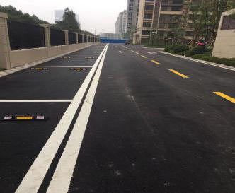 蘇州停車位劃線多少錢? 小區(qū)停車場劃線施工價(jià)格?