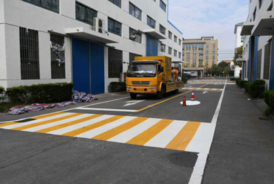 合肥廠區(qū)停車(chē)區(qū)劃線(xiàn) 合肥小區(qū)廠區(qū)劃線(xiàn)標(biāo)線(xiàn)施工圖片