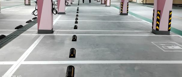 合肥車位劃線解析，地下車庫減速帶設置原則？