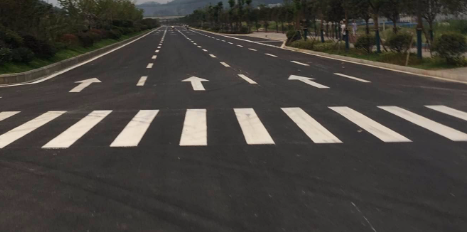 蘇州廠區(qū)交通劃線選飛揚市政！多年深耕道路劃線工程品質有保障