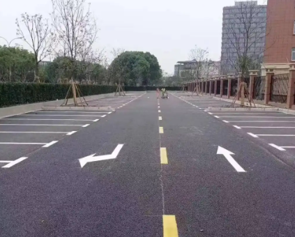 蘇州學校道路劃線專業施工，打造安全校園交通