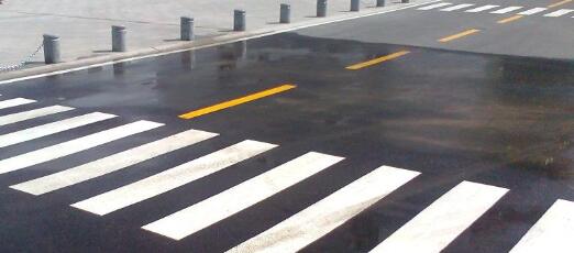 蘇州專業(yè)道路劃線施工，飛揚市政為您護航